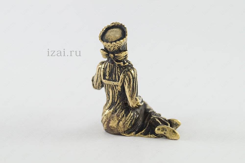 Сувенир Девушка с цветами №6925 из латуни серебро золото